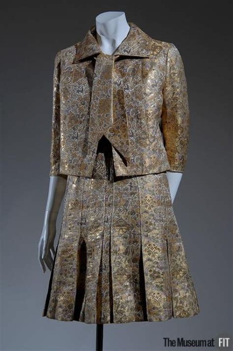 coco chanel suit 1950|when was Coco Chanel founded.